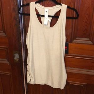 New balance workout tank